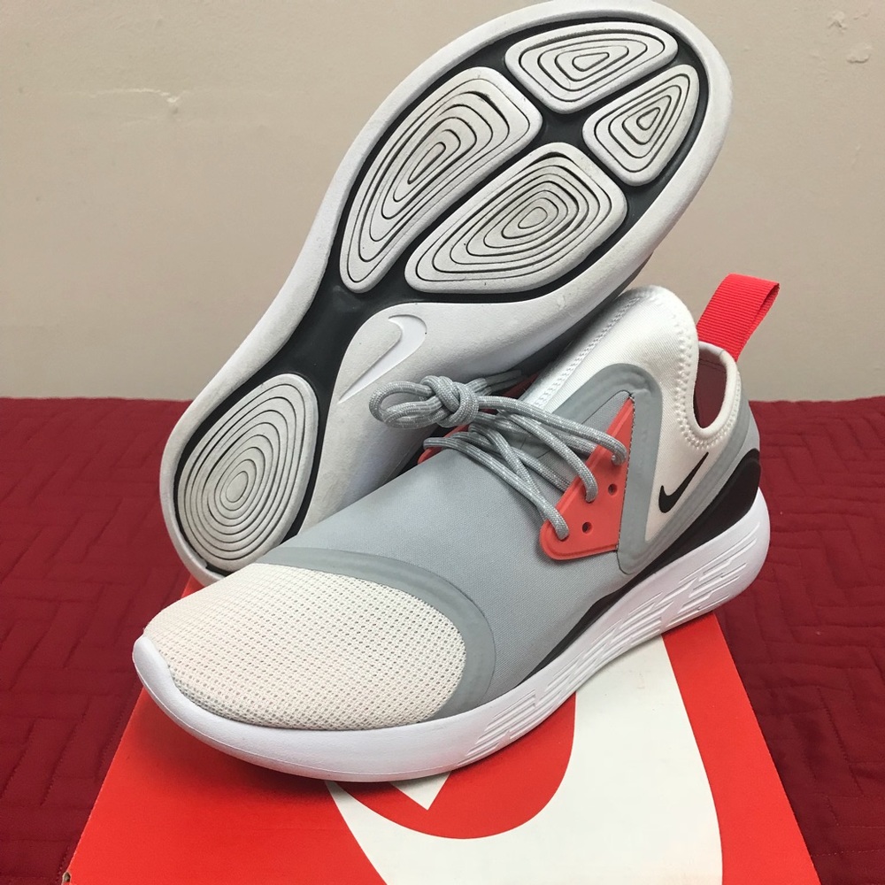 Nike Lunarcharge Essential BN Sz 10 OG AM90 CW